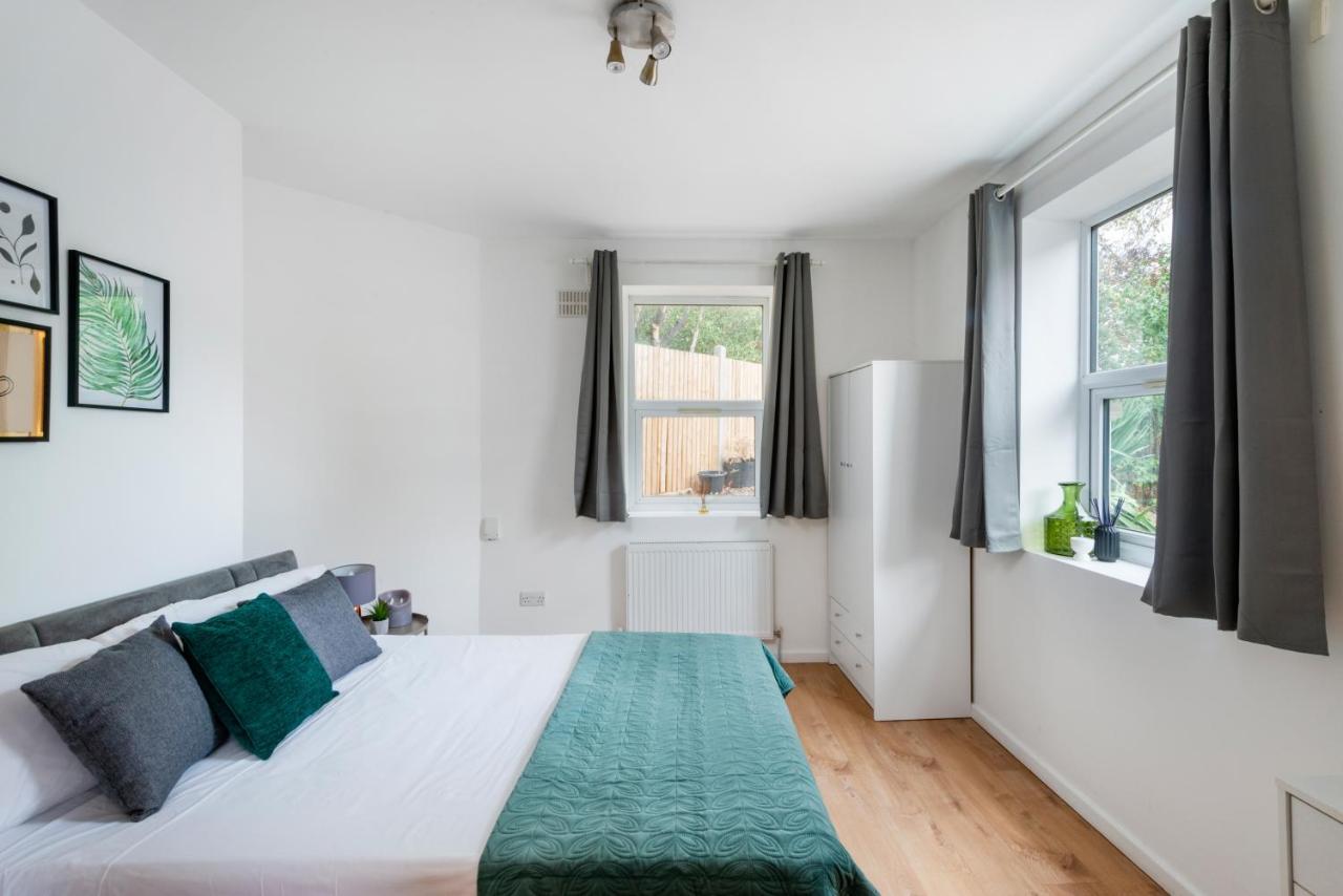 Apartments In Brixton Next Door To Brockwell Park London Exterior photo